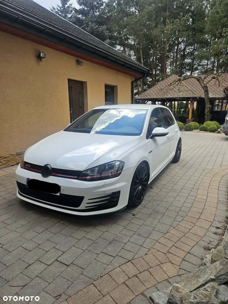 Volkswagen Golf 2014 photo 2