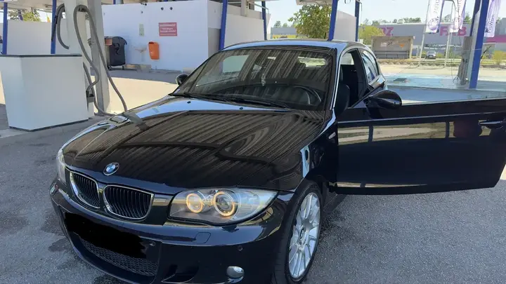 BMW 1 Series 2007 photo 2