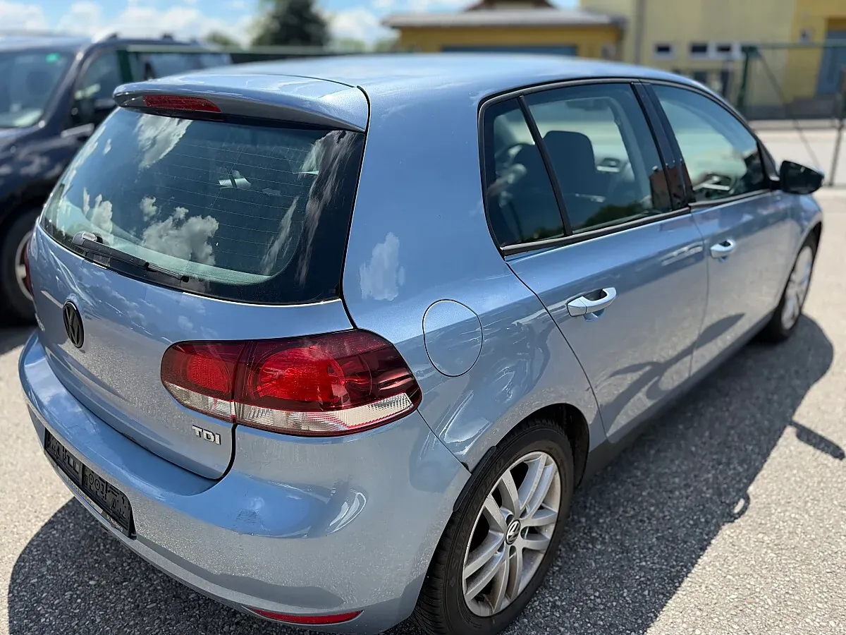 Volkswagen Golf 2009 photo 3