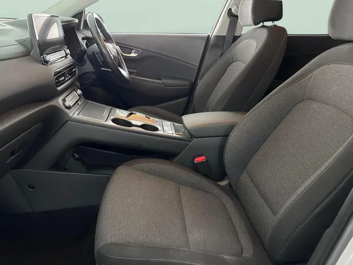 Hyundai Kona 2023 photo 4