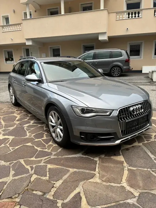 Audi A6 Allroad 2015 photo 2