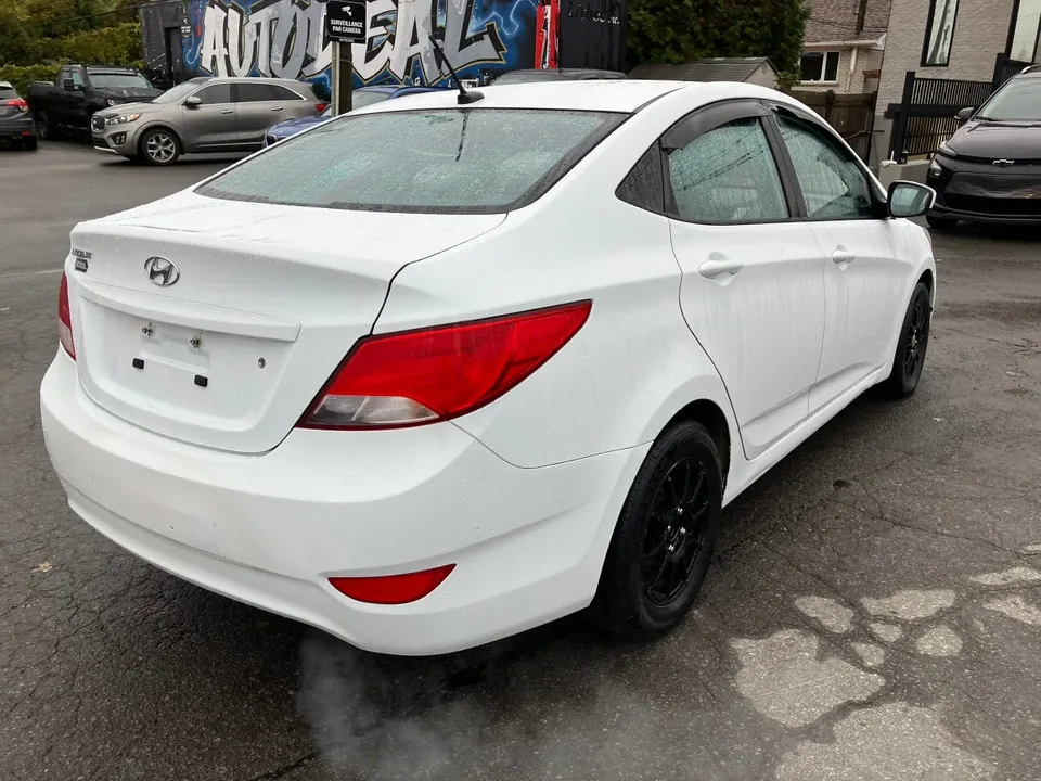 Hyundai Accent 2016 photo 5