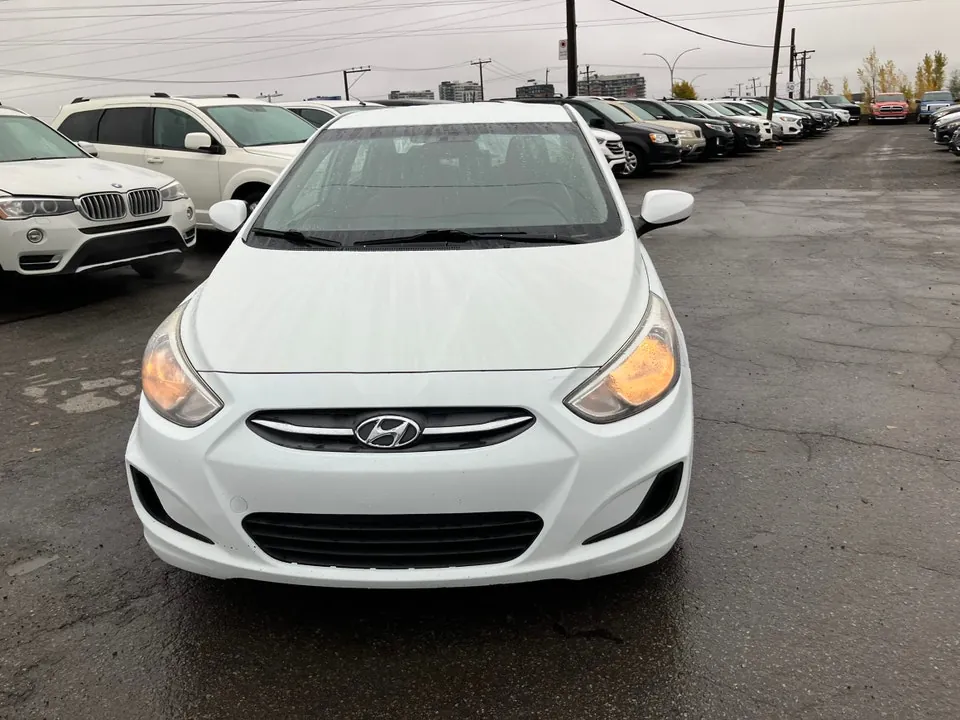 Hyundai Accent 2016 photo 2