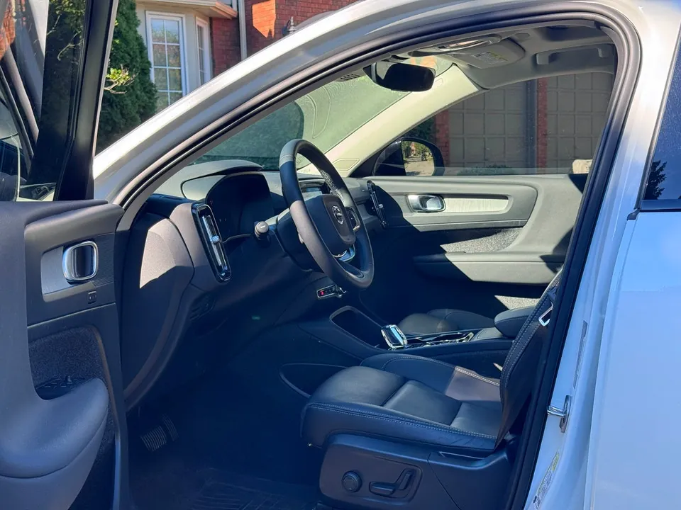 Volvo Xc40 2024 photo 4
