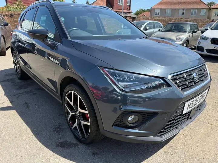Seat Arona