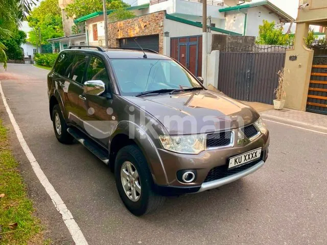 Mitsubishi Montero