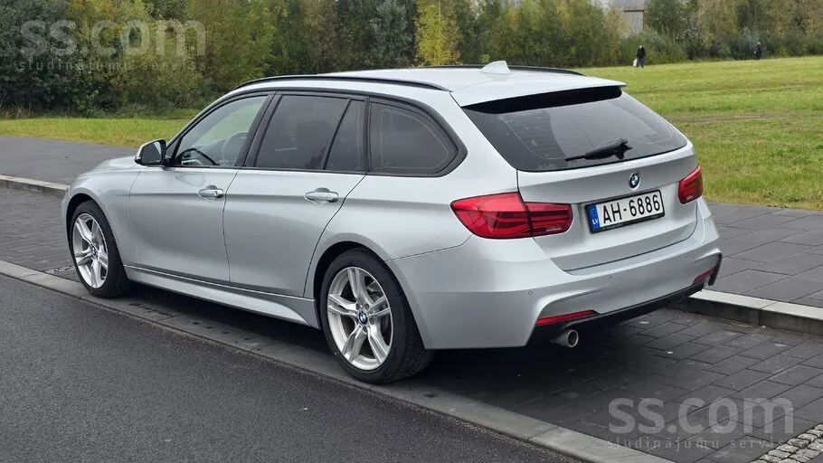 BMW 318 2017 photo 2