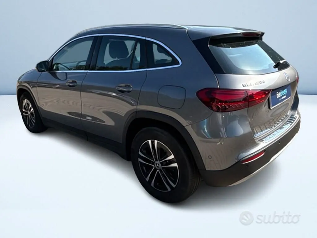 Mercedes-Benz Gla 2025 photo 5
