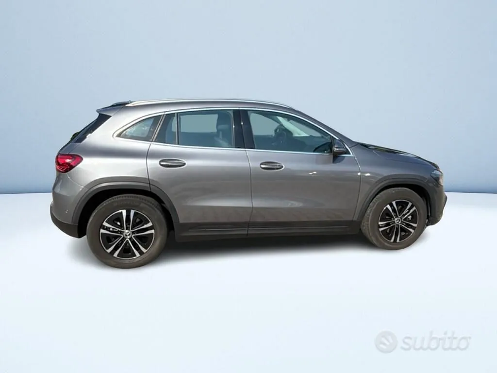 Mercedes-Benz Gla 2025 photo 3
