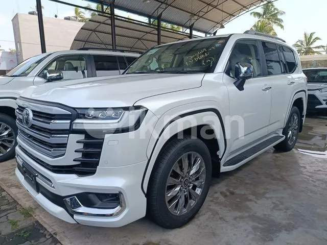 Toyota Land Cruiser Prado 2025 photo 2