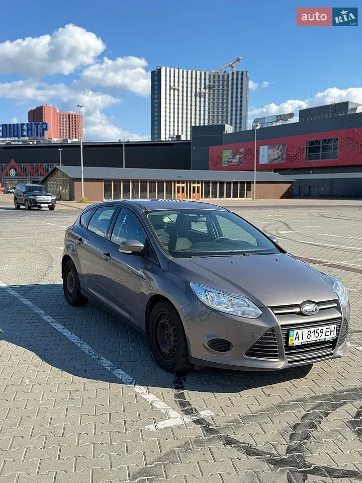 Ford Focus 2013 photo 2