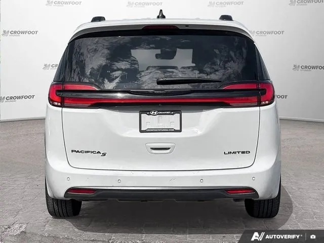 Chrysler Pacifica 2025 photo 4