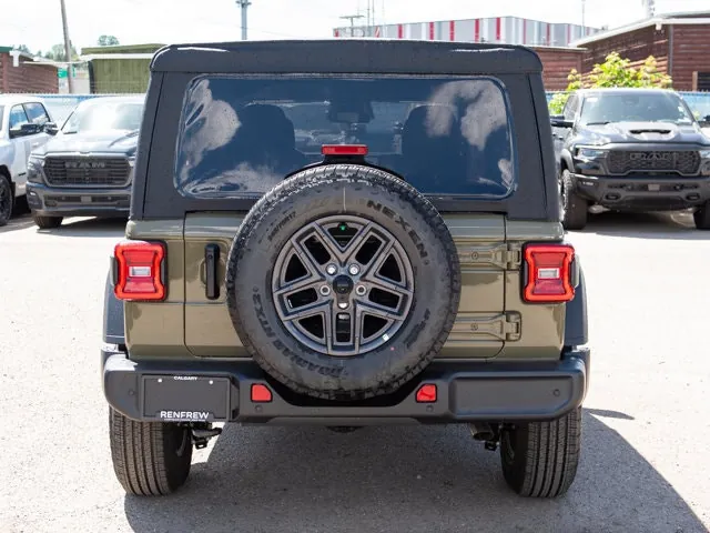 Jeep Wrangler 2026 photo 4