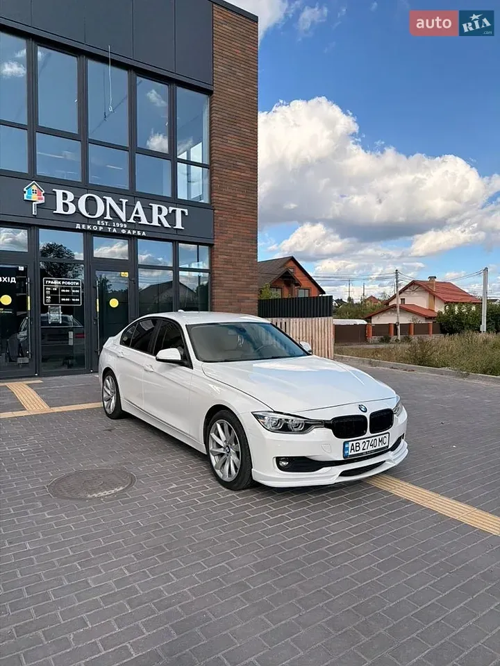 BMW 3 Series 2017 photo 4