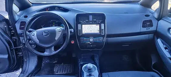 Nissan Leaf 2014 photo 4