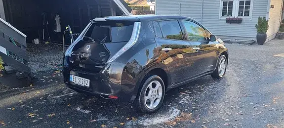 Nissan Leaf 2014 photo 3