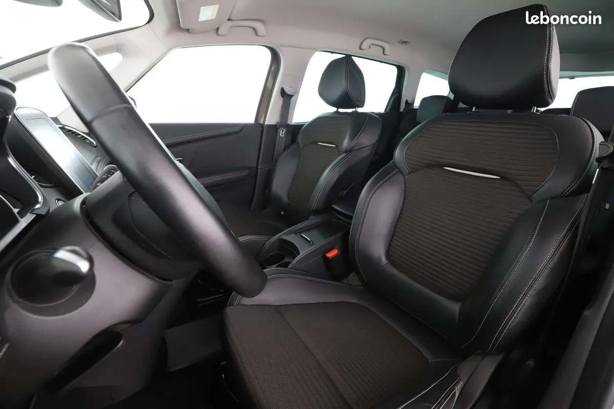 Renault Grand Scenic 2018 photo 5