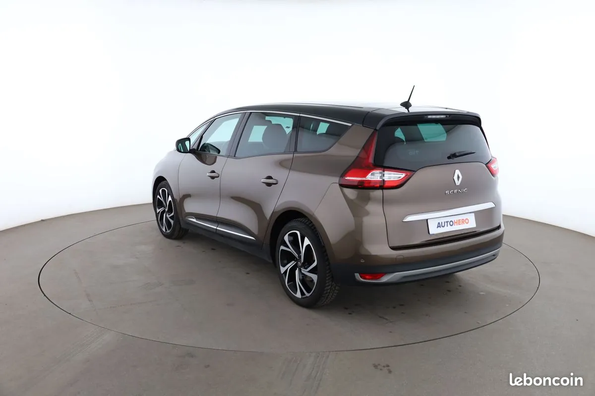 Renault Grand Scenic 2018 photo 2