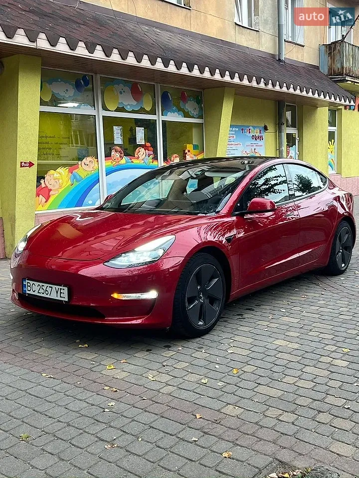 Tesla Model 3