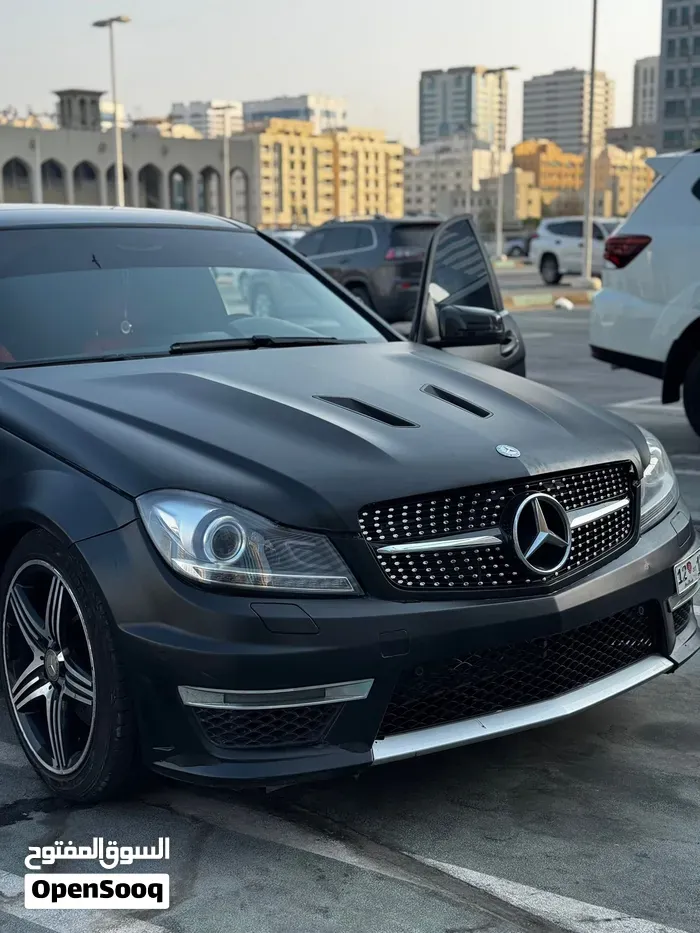 Mercedes-Benz C300 2014 photo 2