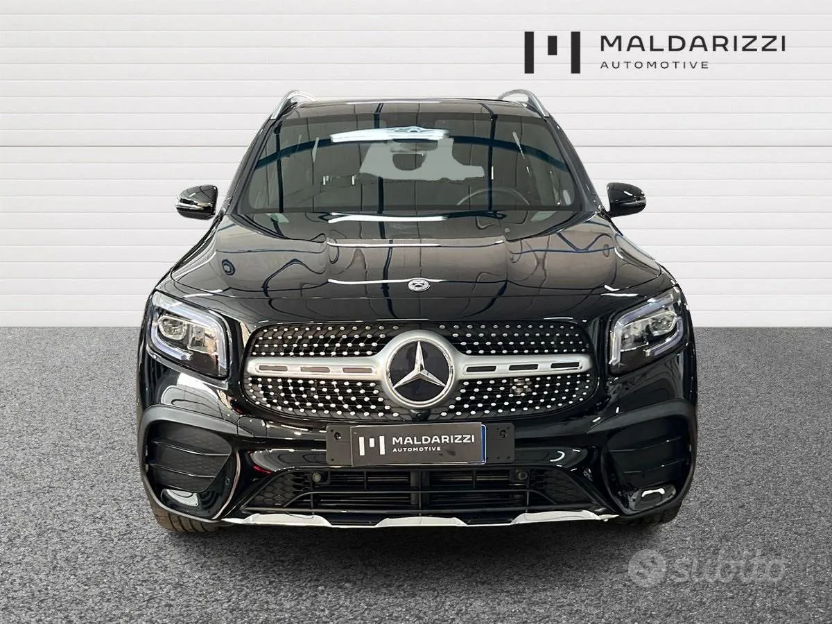 Mercedes-Benz Glb 2023 photo 2