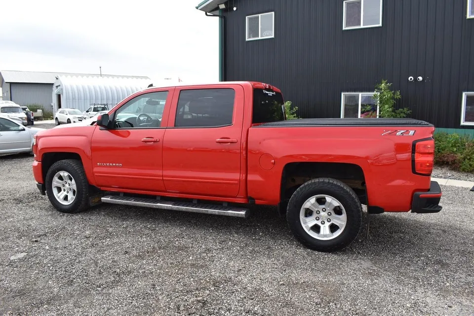 Chevrolet Silverado 1500 2018 photo 3