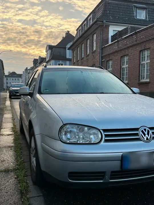 Volkswagen Golf 4