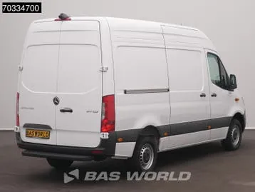 Mercedes-Benz Sprinter 2024 photo 2