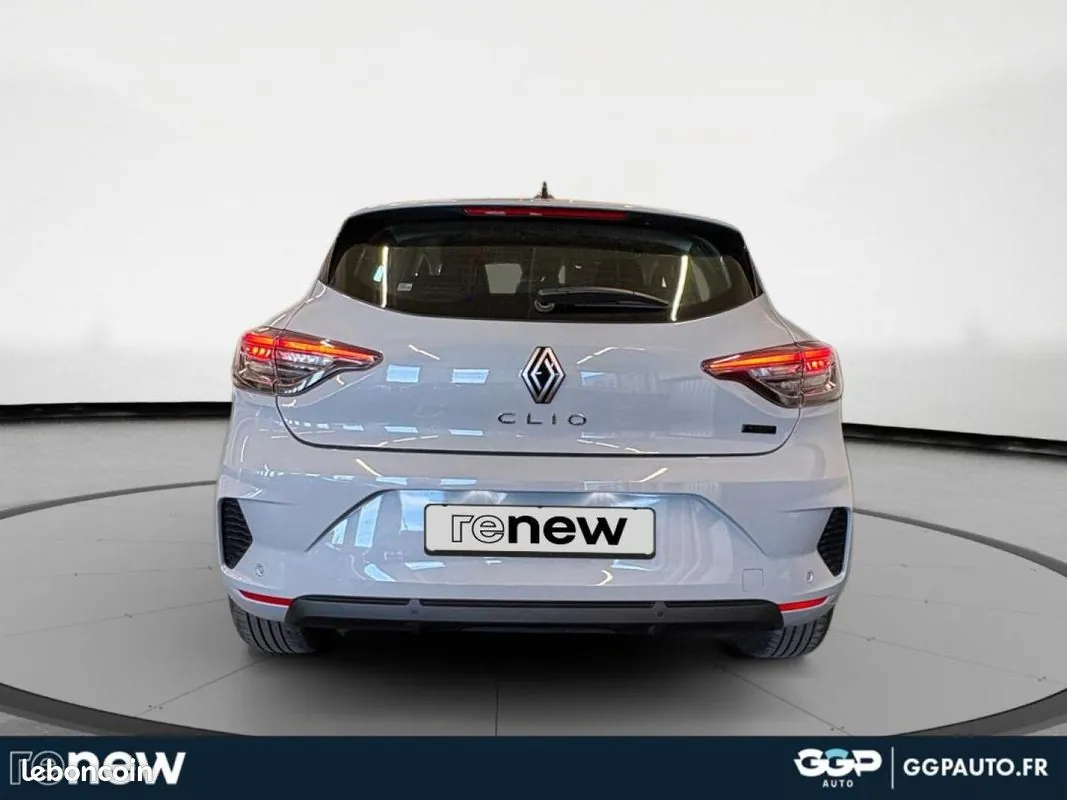 Renault Clio 2026 photo 4