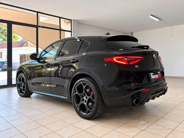 Alfa Romeo Stelvio 2022 photo 5