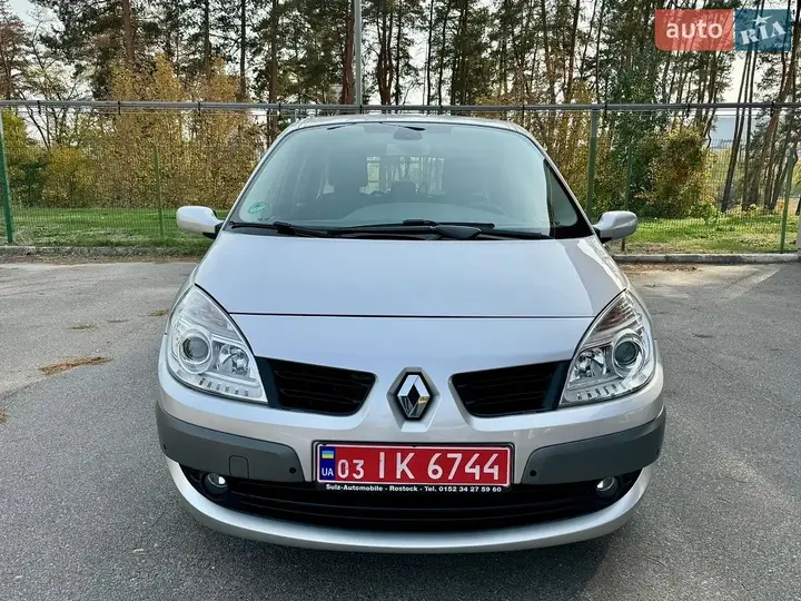 Renault Grand Scenic 2006 photo 2