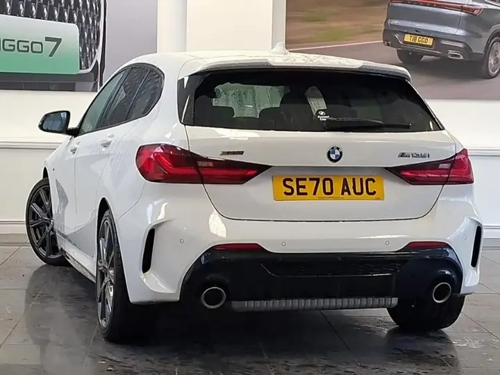 BMW 1 Series 2020 photo 2