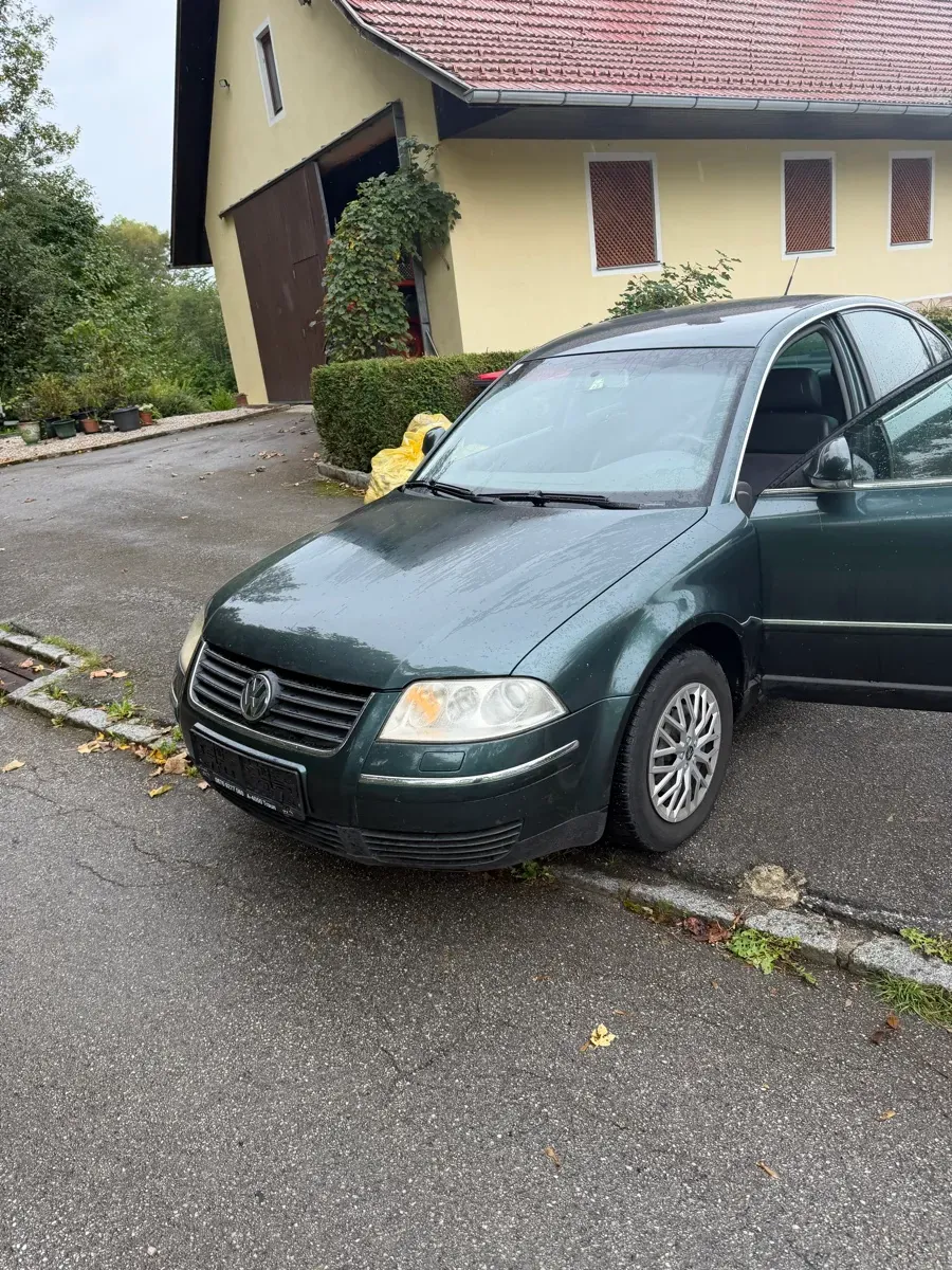 Volkswagen Passat 2004 photo 2