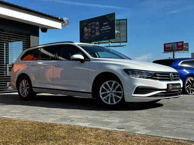 Volkswagen Passat Variant 2021 photo 4
