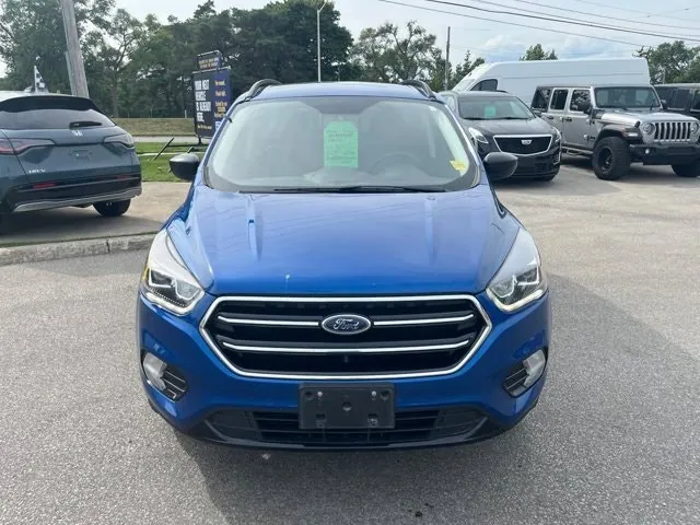 Ford Escape 2018 photo 2