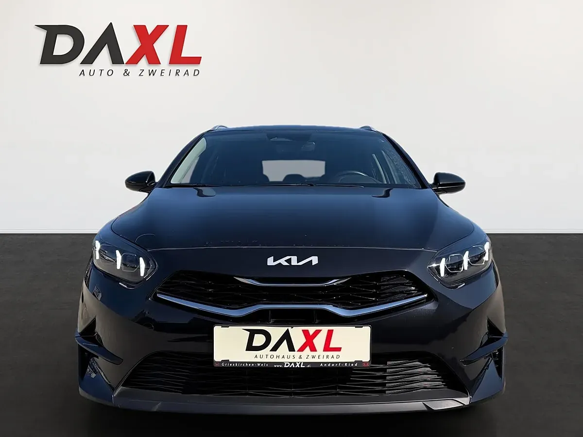 Kia Ceed 2025 photo 2