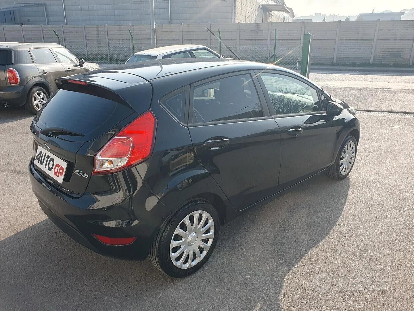 Ford Fiesta 2015 photo 4