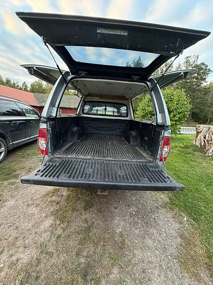 Isuzu D-Max 2010 photo 4