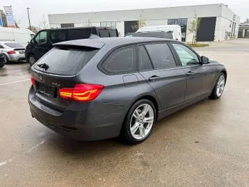 BMW 3 Series 2017 photo 3