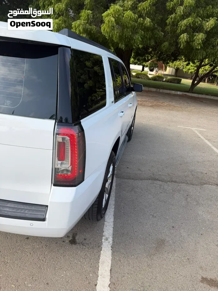 GMC Yukon 2015 photo 3