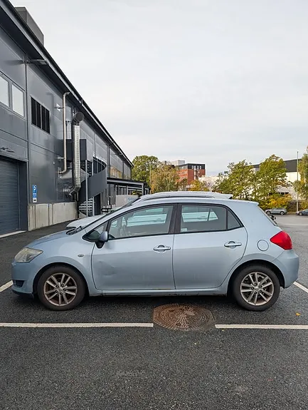 Toyota Auris 2008 photo 2