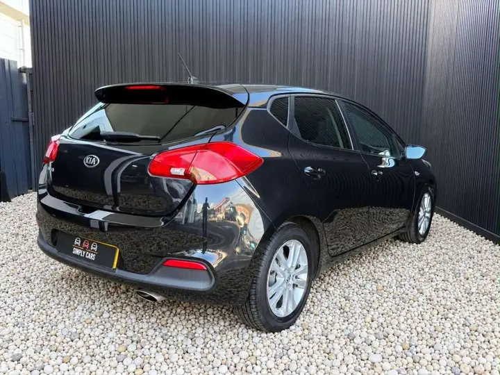 Kia Ceed 2015 photo 3