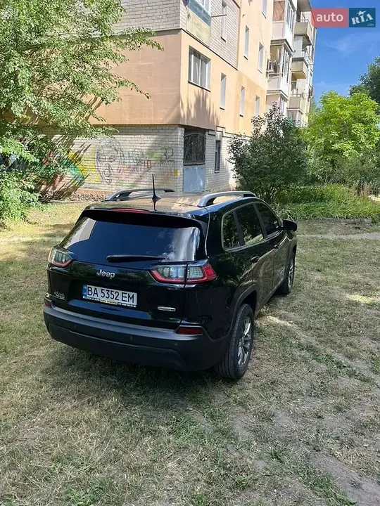 Jeep Cherokee 2019 photo 4