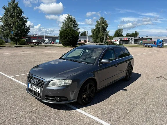 Audi A4 2008 photo 2