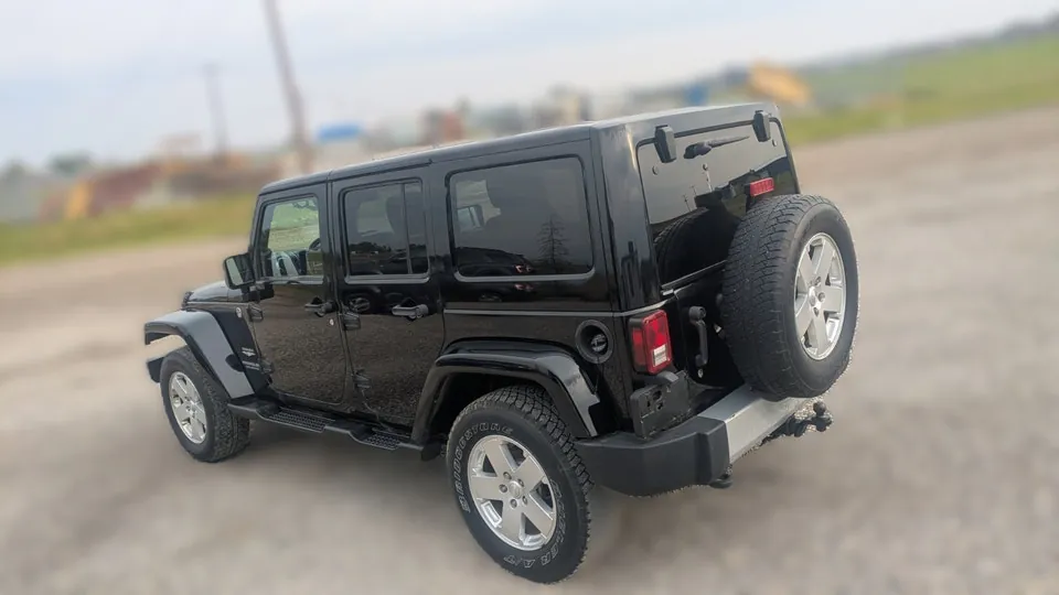 Jeep Wrangler 2011 photo 3