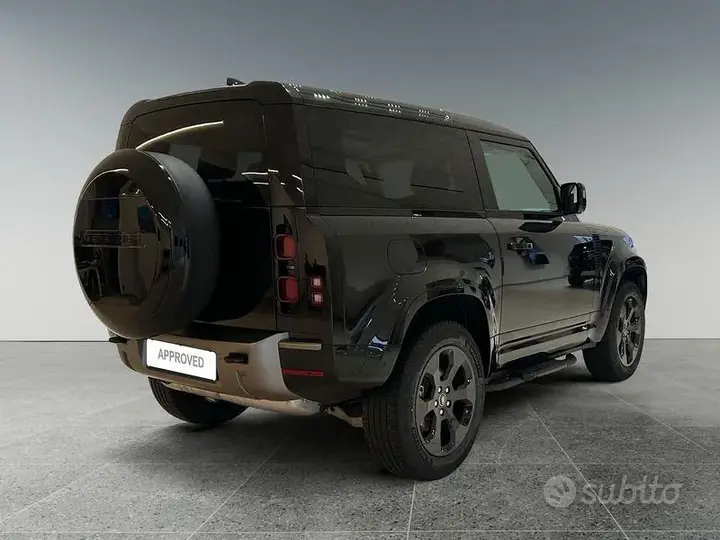 Land Rover Defender 2026 photo 2