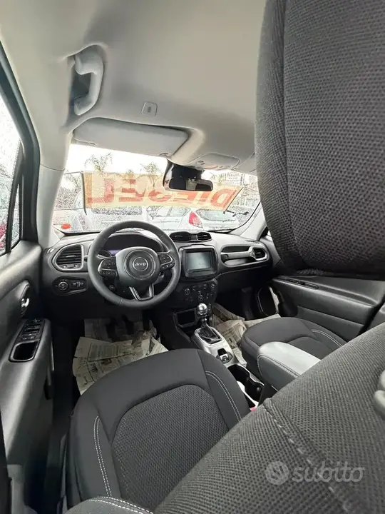 Jeep Renegade 2021 photo 2