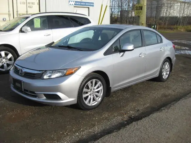 Honda Civic 2012 photo 3