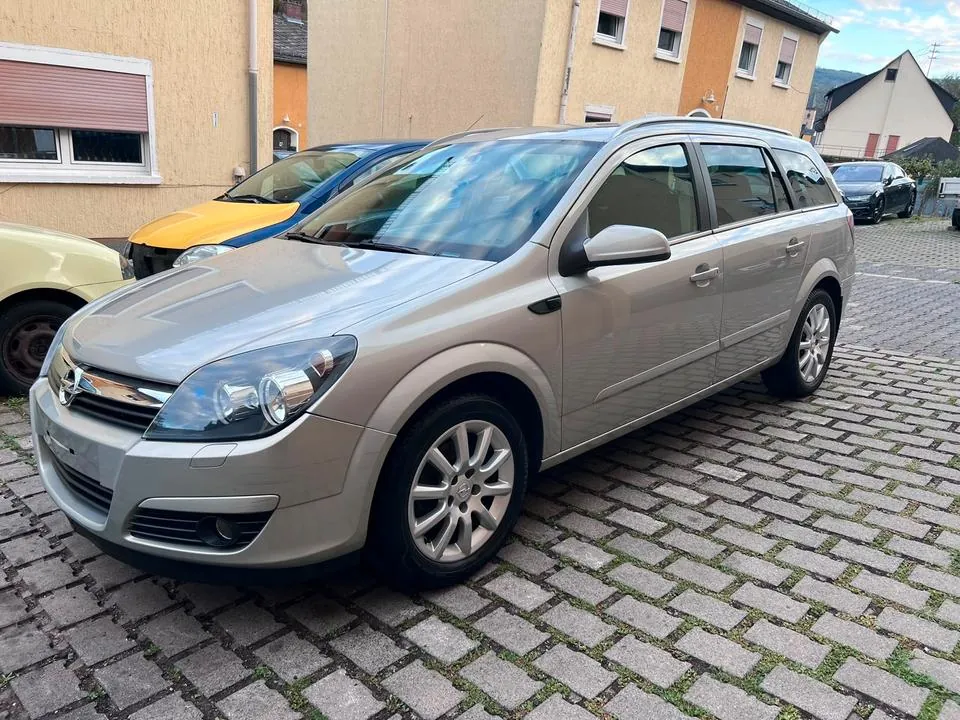 Opel Astra H