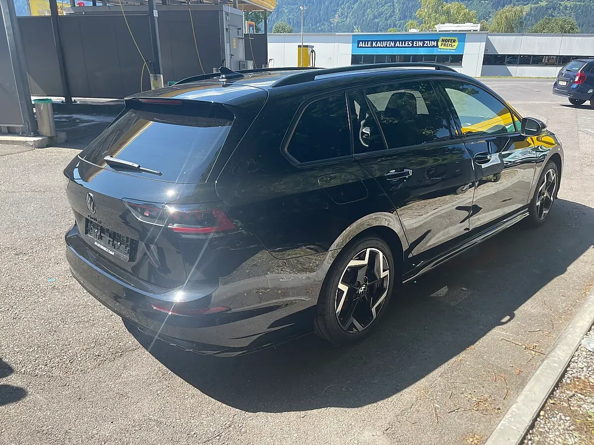 Volkswagen Golf 2026 photo 4
